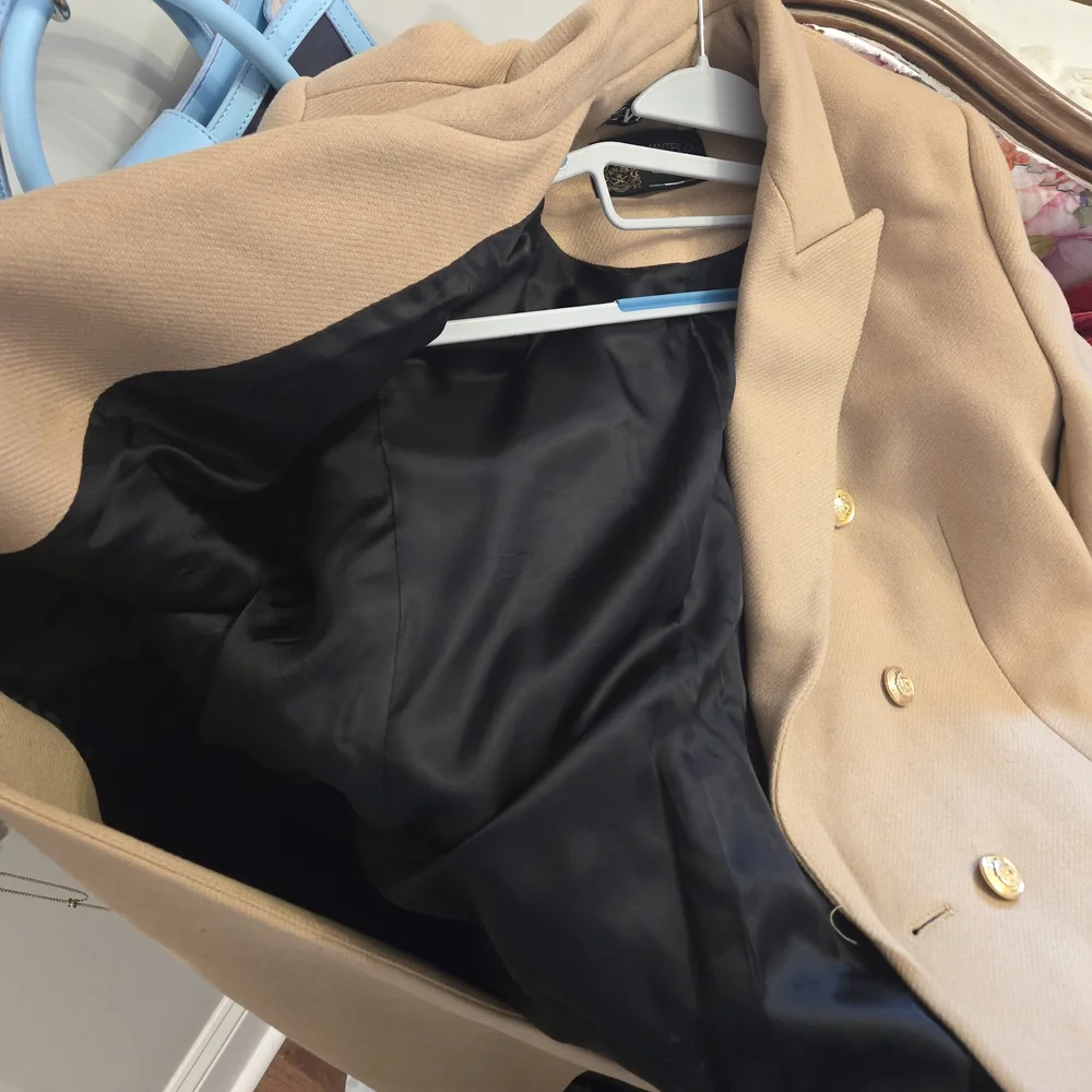 Zara Double Breasted Tan Wool Coat Made In Italy with Gold Accents - Picture 5 of 5